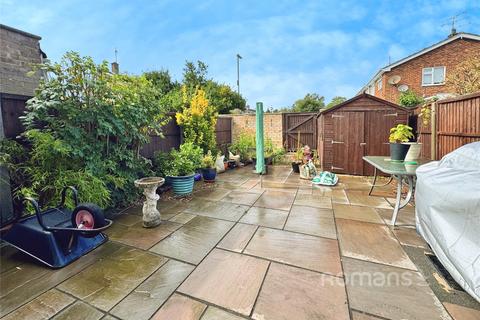 3 bedroom end of terrace house for sale, Swale Road, Farnborough, Hampshire