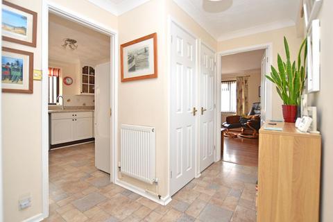 2 bedroom detached bungalow for sale, Gidney Drive, King's Lynn PE31