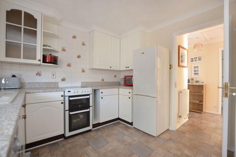 2 bedroom detached bungalow for sale, Gidney Drive, King's Lynn PE31