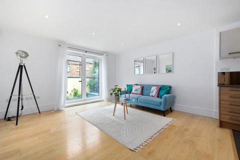1 bedroom apartment for sale, Omega Place, N1