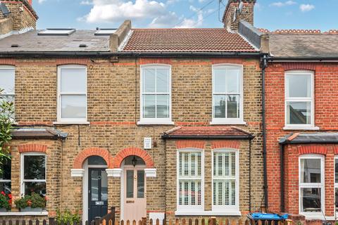 22 William Road, London, SW19 3PL