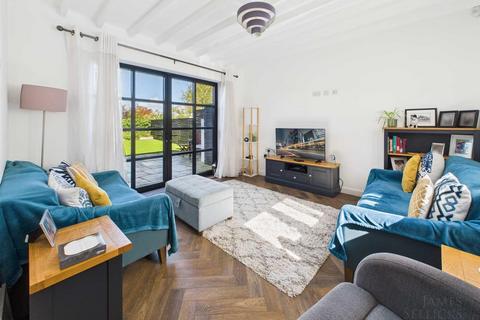2 bedroom barn conversion for sale, Rose Yard, Kibworth Harcourt, Leicestershire