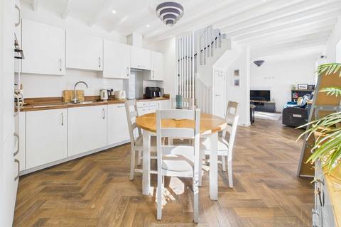 2 bedroom barn conversion for sale, Rose Yard, Kibworth Harcourt, Leicestershire