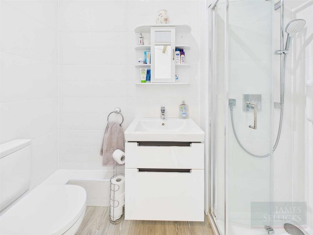 Ensuite