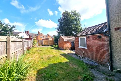 3 bedroom semi-detached house for sale, Newton Road, Ipswich, IP3