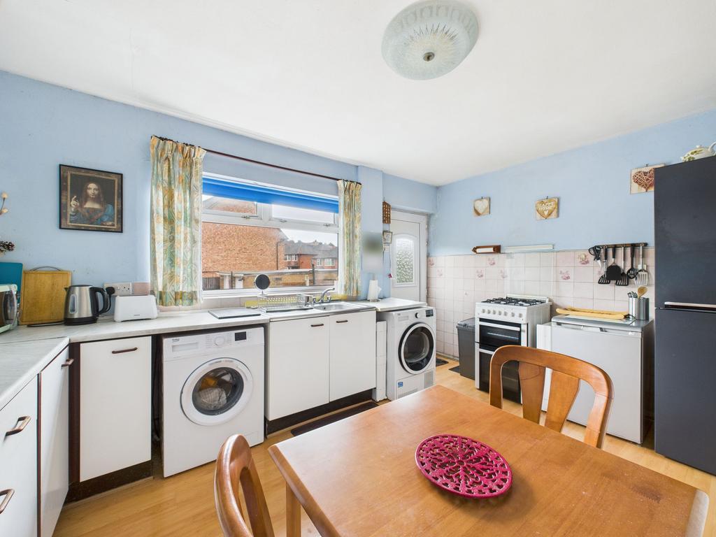 Dining/Kitchen