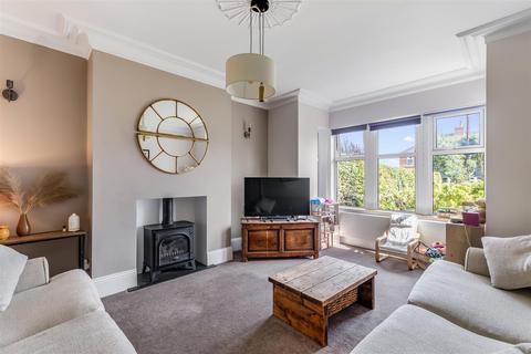 33 Ings Lane, Guiseley, Leeds, LS20 8DA