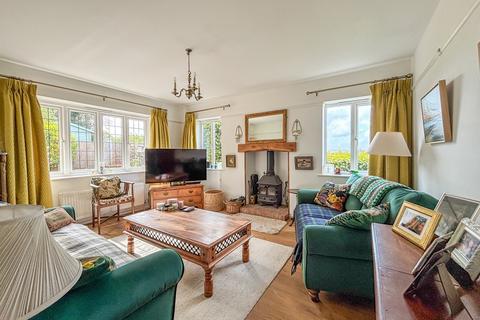 4 bedroom semi-detached house for sale, Whatlington, Battle, TN33
