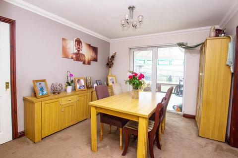 11 Martin Drive, Darwen, BB3 2HW