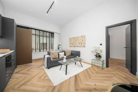 undefined, Old Castle Street, London, E1