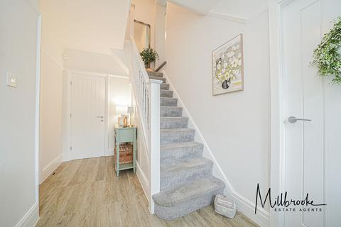 4 bedroom semi-detached house for sale, Lynton Crescent, Worsley, M28
