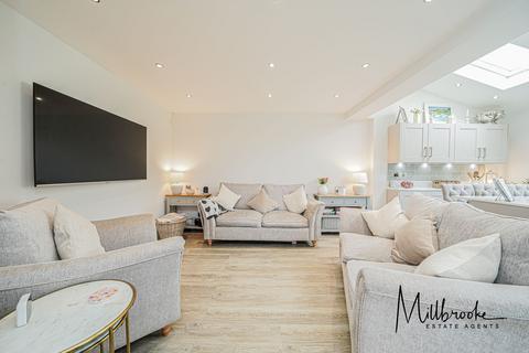 6 Lynton Crescent, Worsley, Manchester, M28 7GB