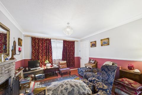 4 bedroom detached house for sale, Orchard Drive, Middleton On The Wolds, YO25 9UW