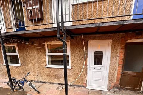 Studio to rent, FLAT 8 1A ASFORDBY, STREET, LE5 3QJ