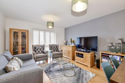 2 bedroom apartment for sale, Bateson Drive, Leavesden, WD25