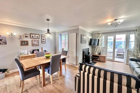 undefined, Devonshire Rise, Tiverton EX16