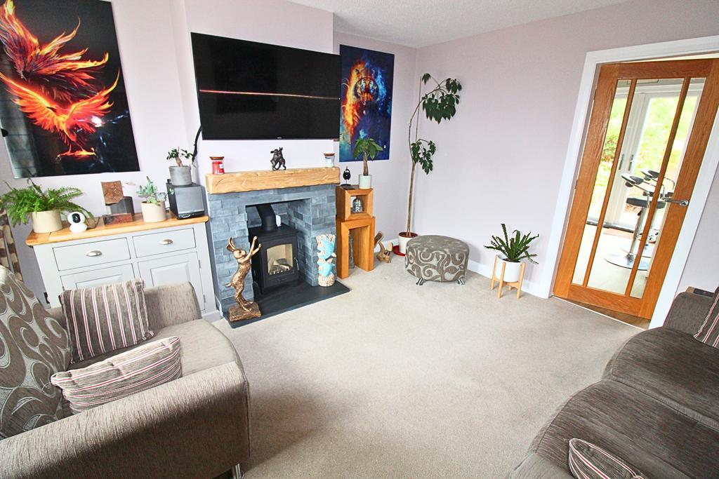 Lounge 2
