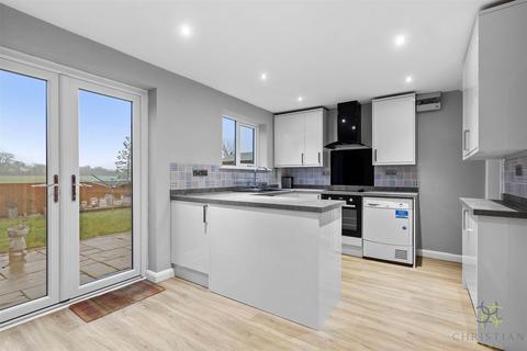 undefined, Beech Avenue, Drakes Broughton, Pershore