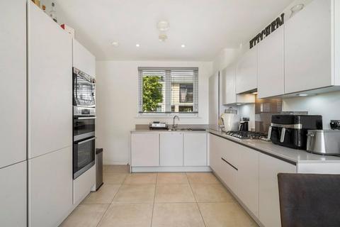 undefined, Minotaur Drive, Barnet, EN5