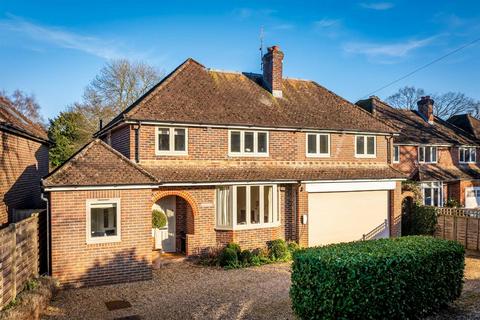 undefined, Wonersh, Guildford