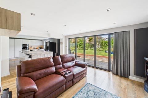 5 bedroom detached house for sale, Ingleton, Elloughton