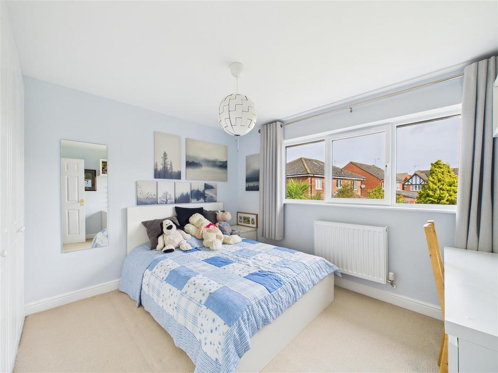 CAM03303 G0-PR0210-STILL011.jpg