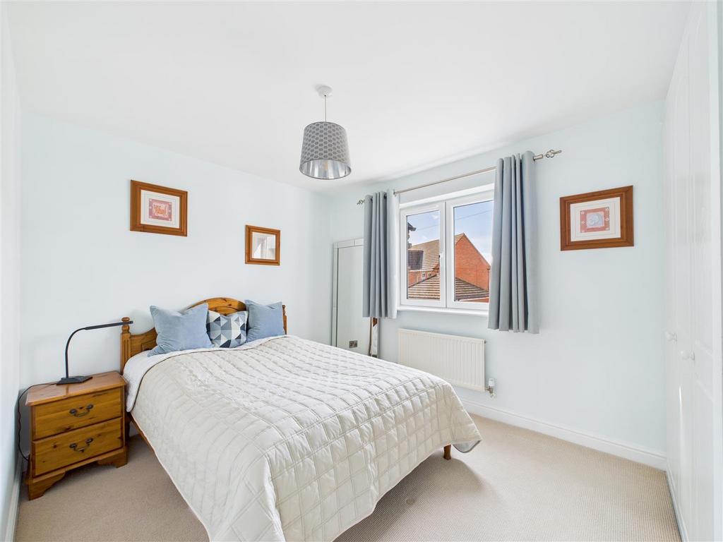 CAM03303 G0-PR0210-STILL014.jpg