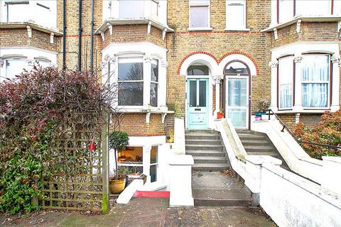 2 bedroom flat for sale, Tufnell Park Road, London