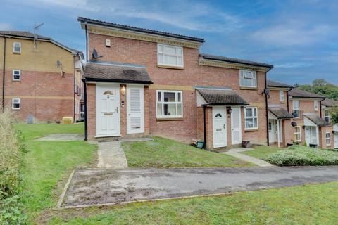 1 bedroom maisonette for sale, Lower Furney Close, Buckinghamshire HP13
