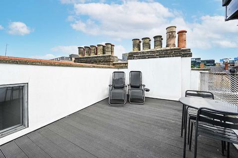 2 bedroom flat to rent, Whitechapel High Street, London E1