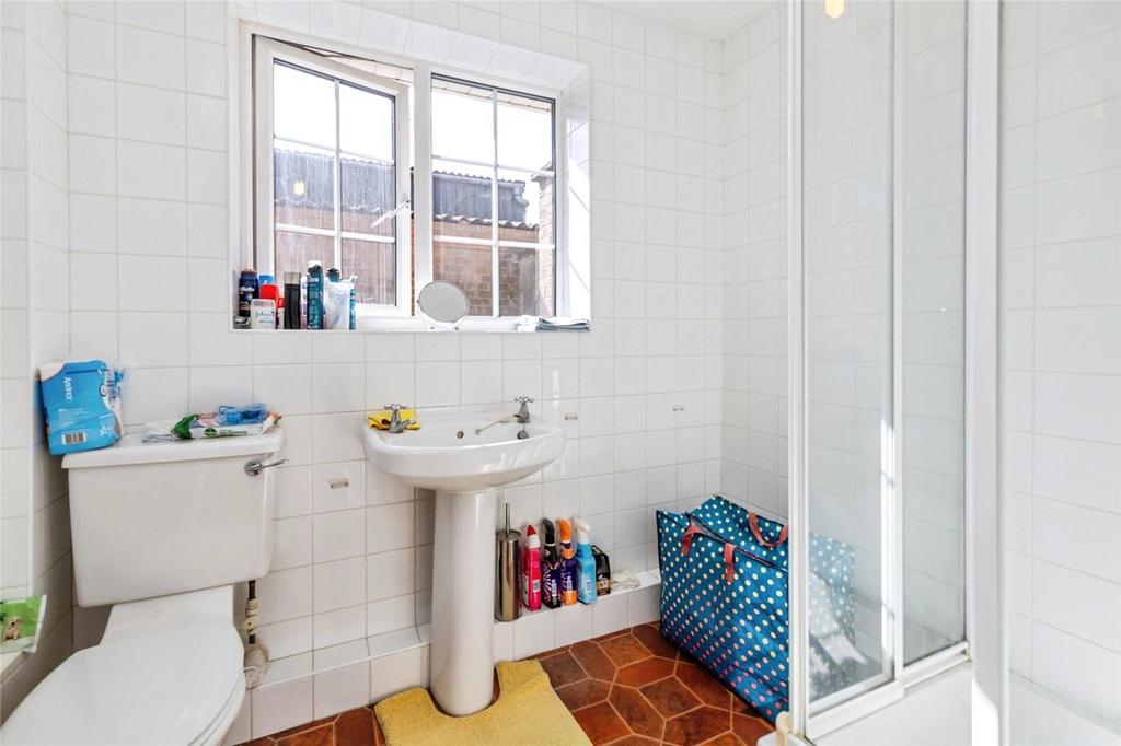 Annexe Shower Room