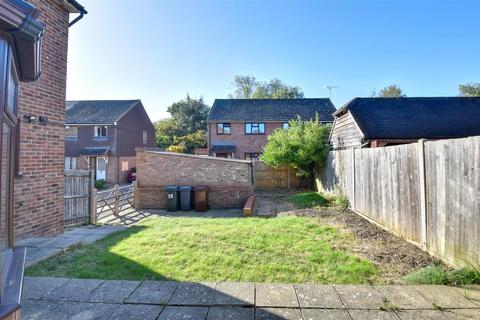 3 bedroom semi-detached house for sale, Henley Fields, St. Michaels