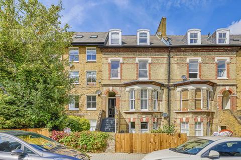 St. James Terrace, London SW12