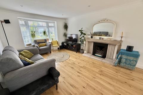 4 bedroom detached house for sale, Shepherds Mead, Dilton Marsh
