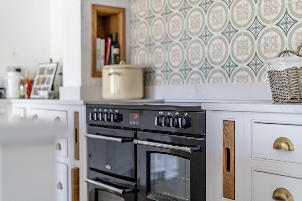 Oven