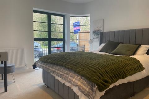 undefined, Hollyfield Road, Surbiton KT5