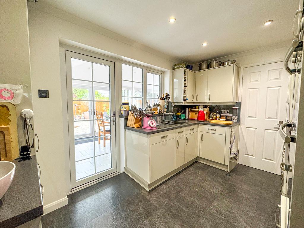 Kitchen2