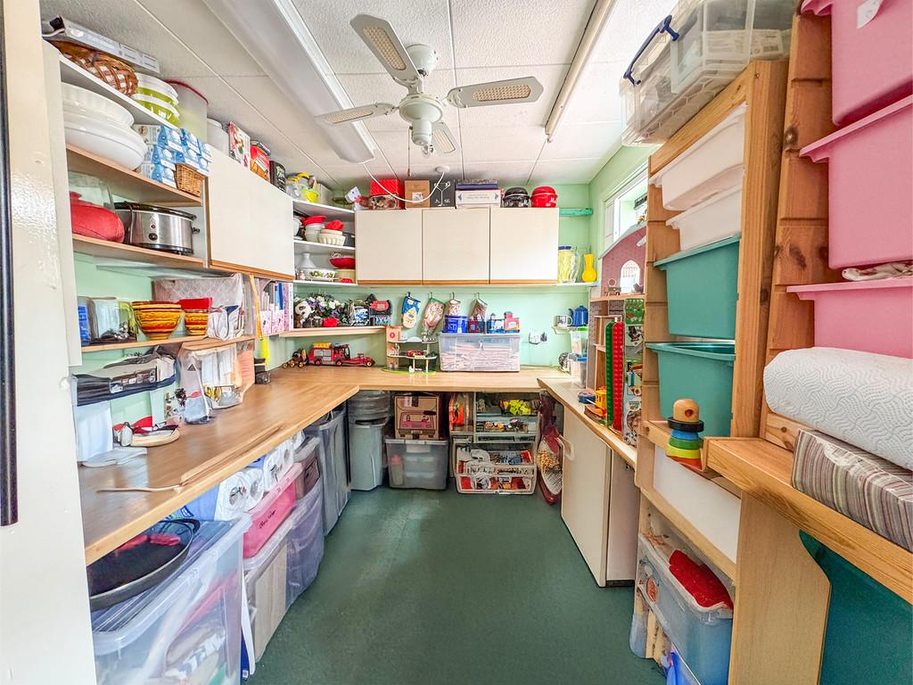 Garage workshop