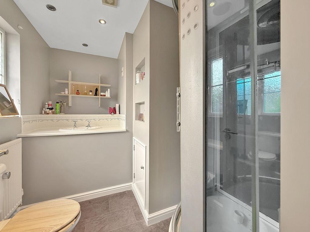 Master En-Suite