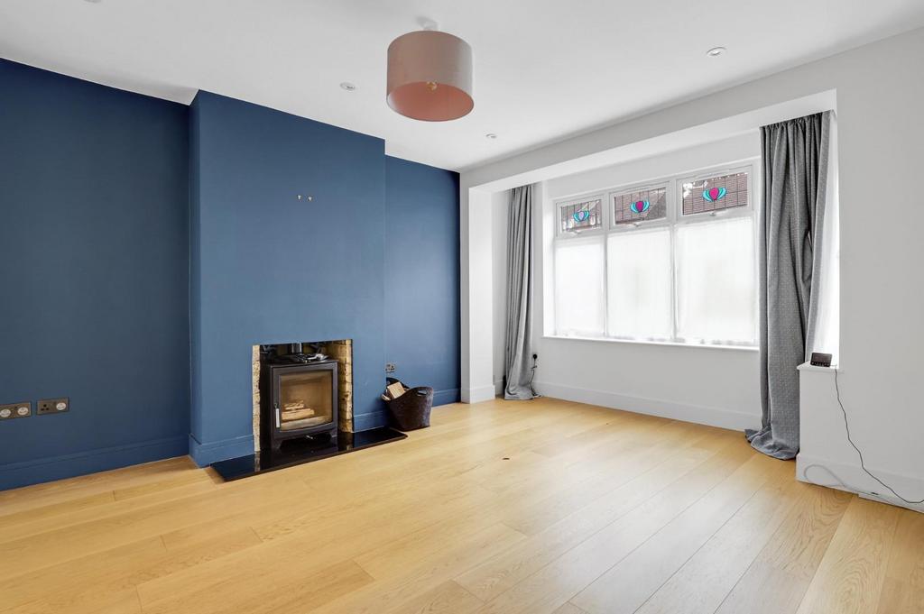 07-d881 JHProp Wpen - 3 Warwick Road - 7.jpg