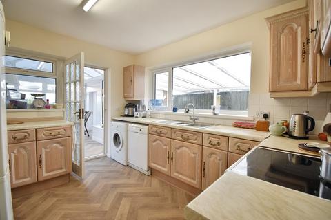 2 bedroom detached bungalow for sale, Casswell Crescent, Fulstow LN11 0XJ