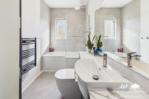 undefined, Bryher Island, Portsmouth PO6