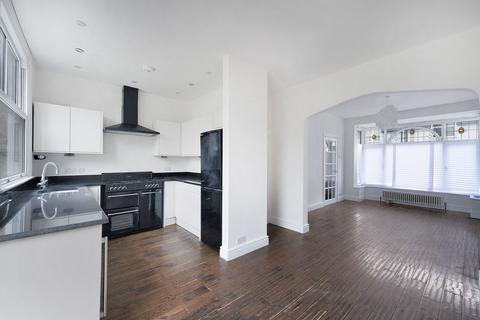 undefined, Edenbridge Road, Bush Hill Park EN1