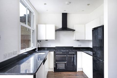undefined, Edenbridge Road, Bush Hill Park EN1