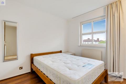 undefined, SE16