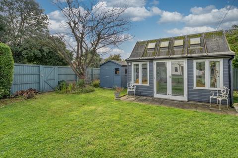 undefined, Kirstead Green, Kirstead