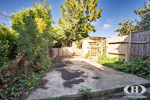 15 Mount Avenue, Southall, UB1 2LH