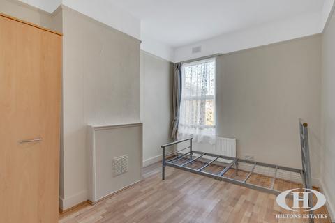 15 Mount Avenue, Southall, UB1 2LH