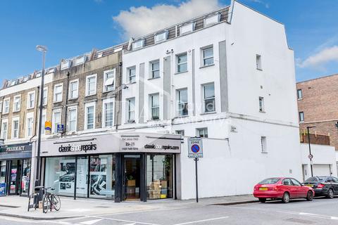 Studio to rent, Brecknock Road, Camden Town, London