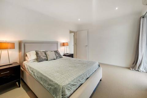 undefined, Ewer Street, Borough, London, SE1